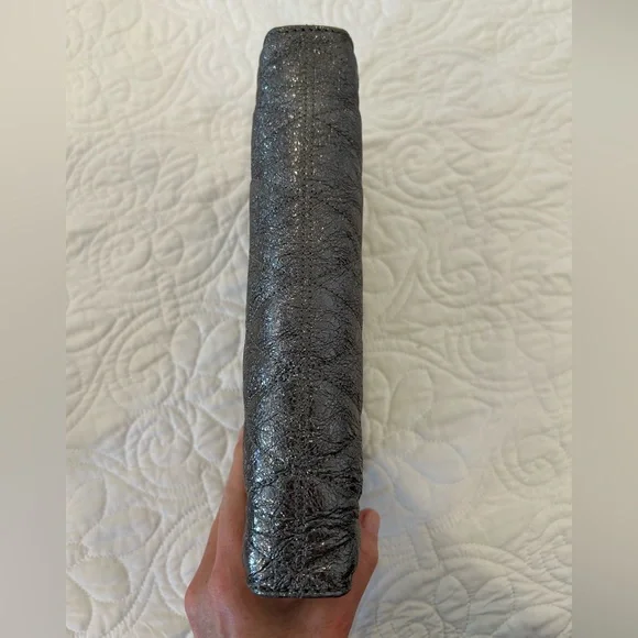 Michael Kors Convertible Crossbody Clutch EUC - Picture 11 of 15